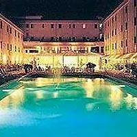 Hotel Summit