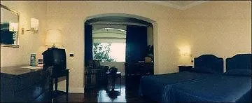 Summit 4* Roma
